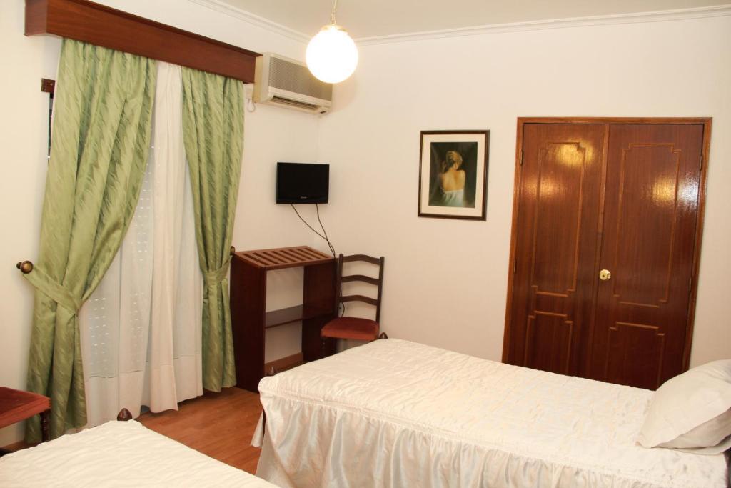 O Pelicano Bed and Breakfast Alfaiates Habitación foto
